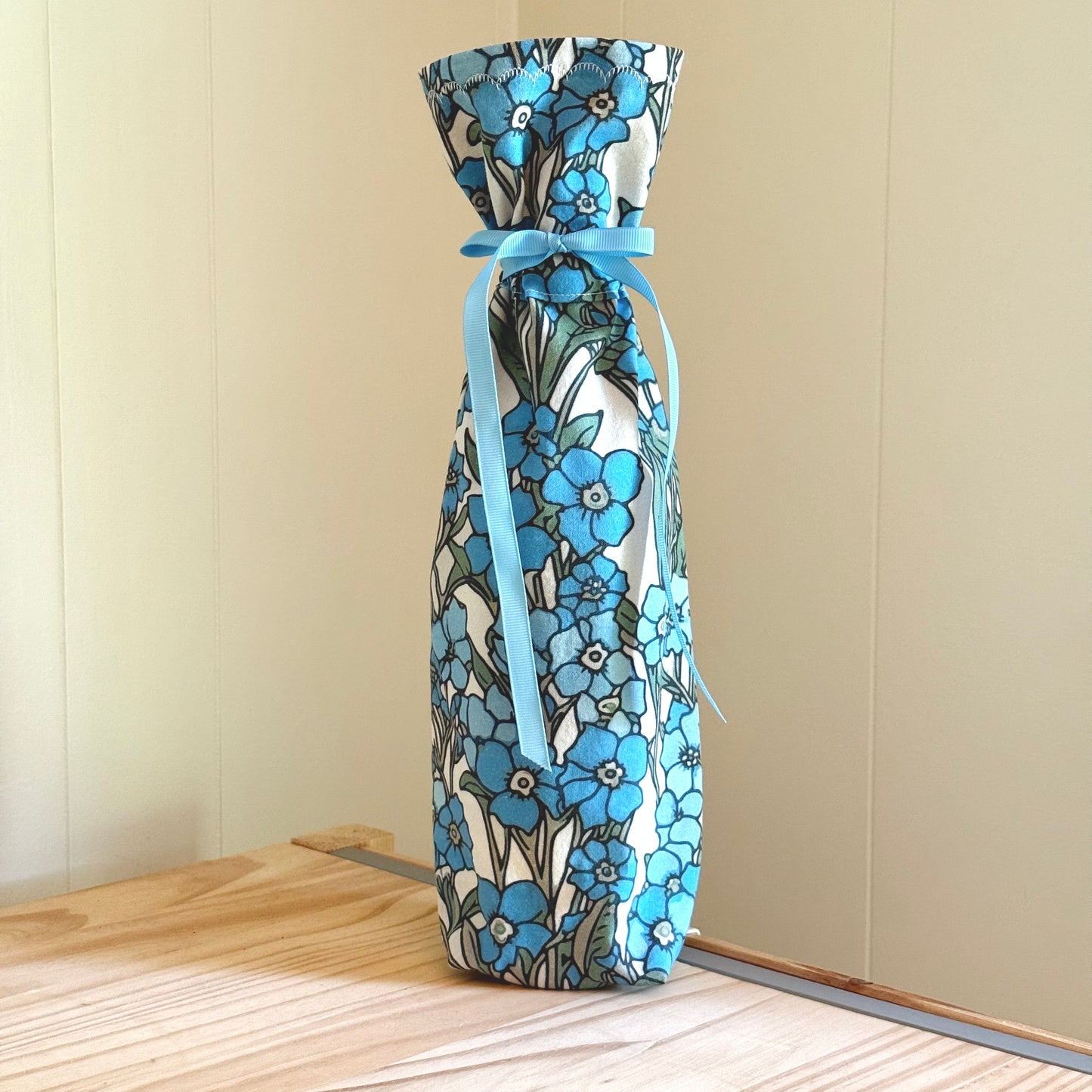 Forget Me Nots - Bottle Bag