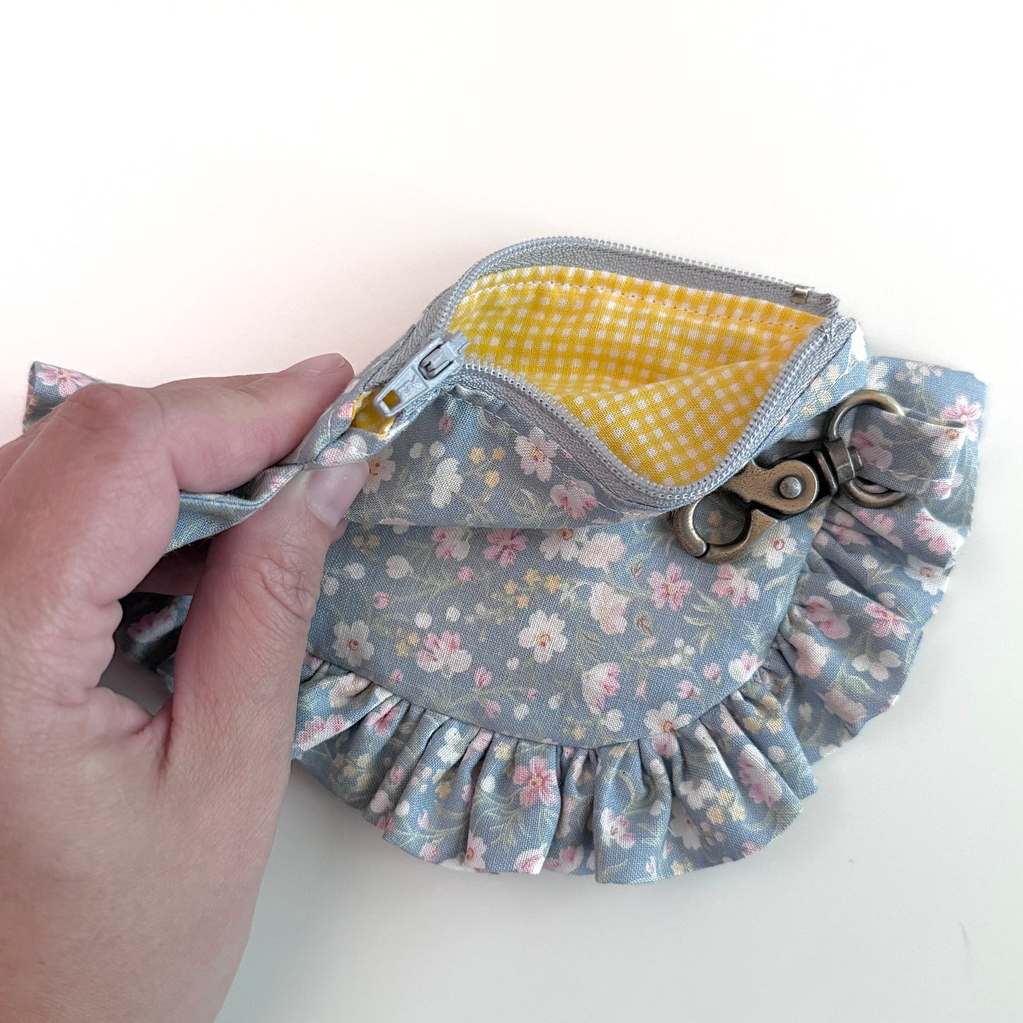 Vintage Blue Floral - Ruffle Wallet