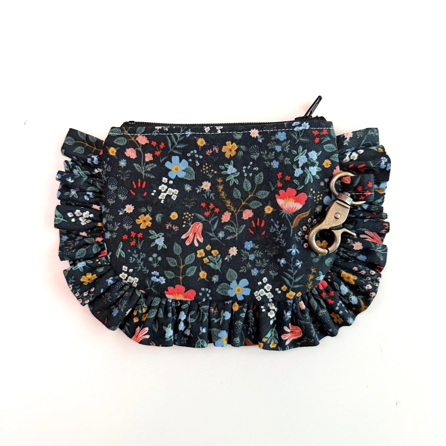 Neutral Garden - Ruffle Wallet