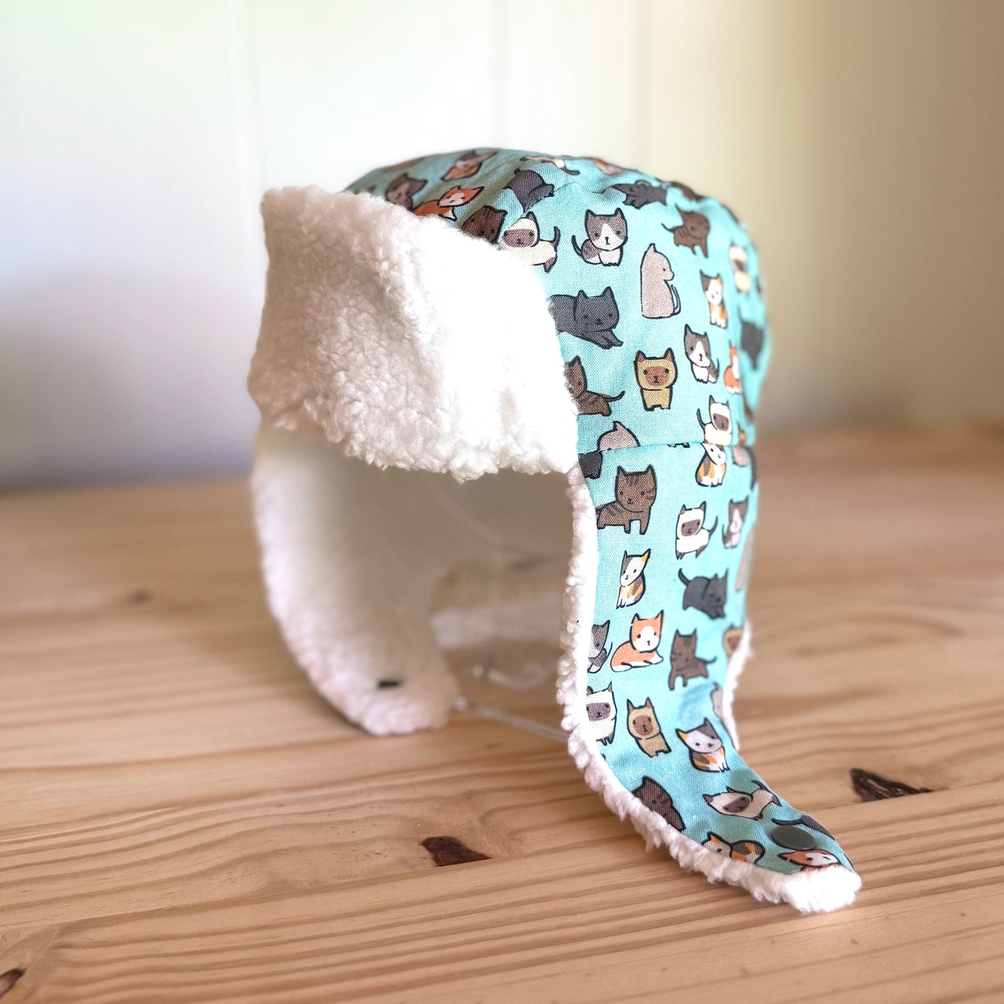 Cats & White - Trapper Hat (12-24 Months)